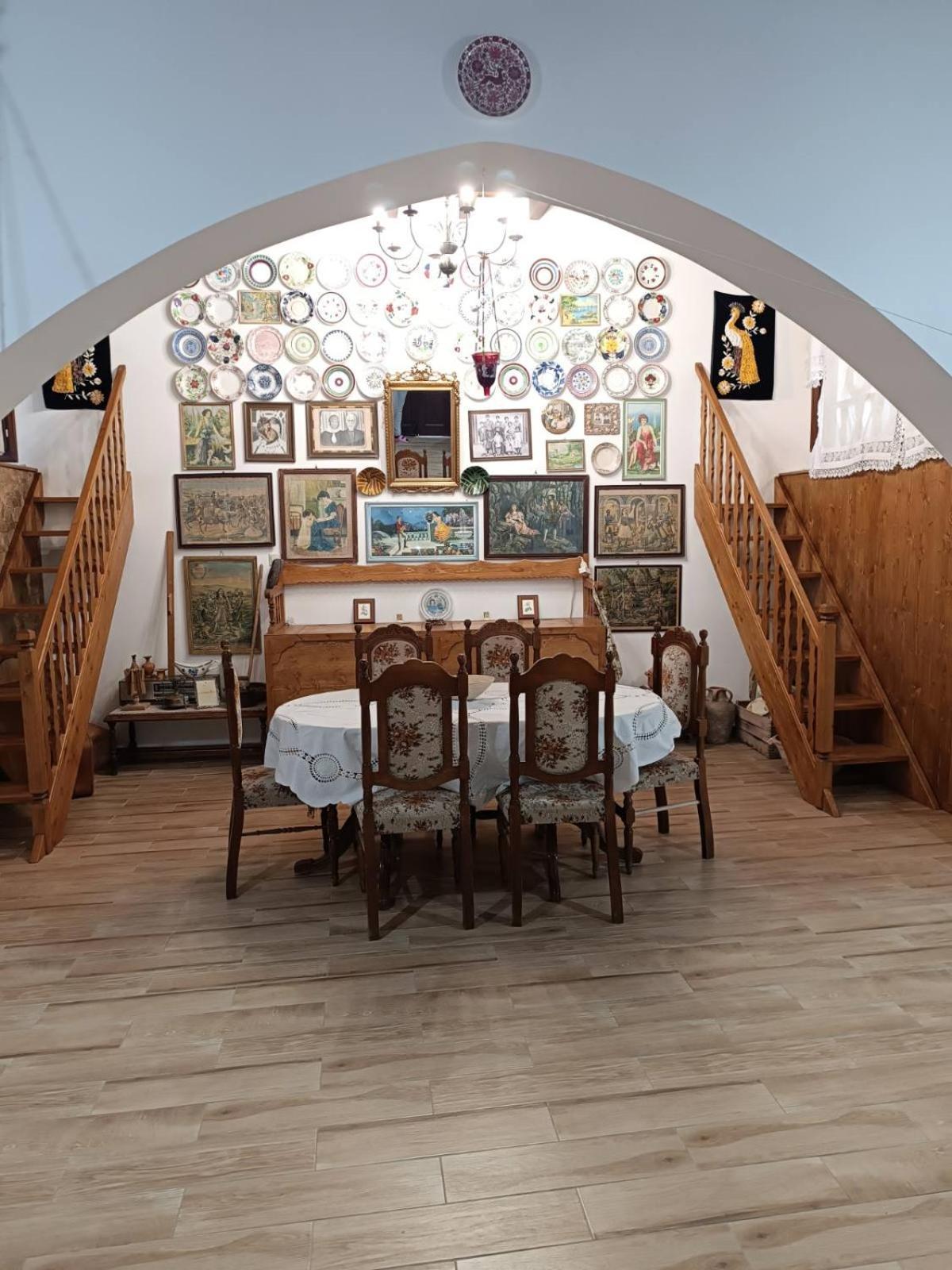 Queen's Traditional House Feriehus *